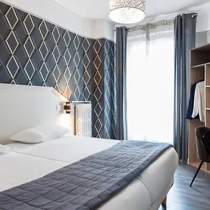 vizitați hotelul